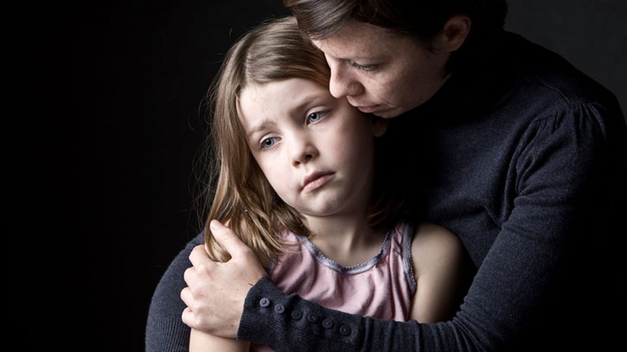 אנשים שונים מעכלים מוות באופן שונה – איך מתמודדים עם אבל? | צלם: shutterstock