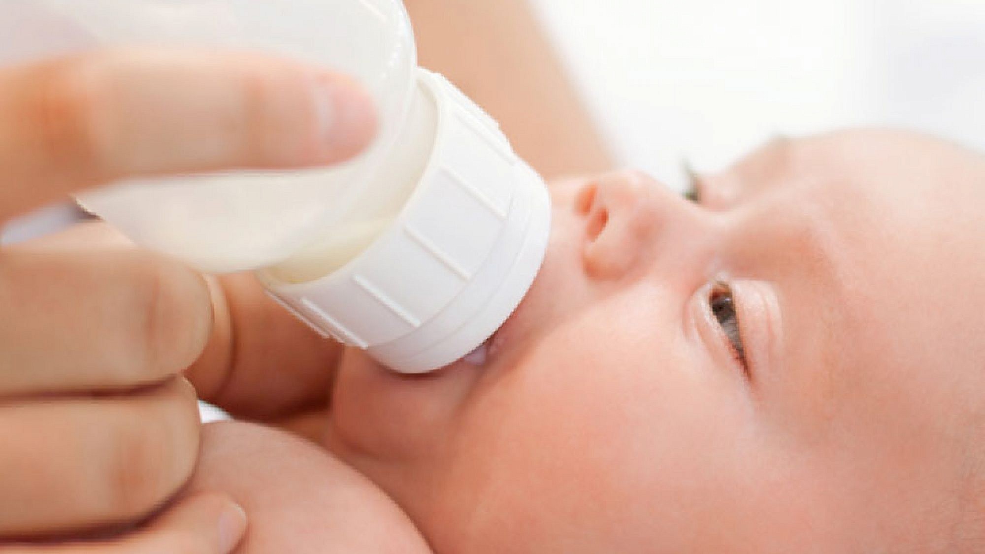 האם מחירי מזון התינוקות ירדו בעקבות יישום חוק ההנקה? | צלם: א.ס.א.פ קריאייטיב | Yuri Arcurs - Fotolia.com האם מחירי מזון התינוקות ירדו בעקבות יישום חוק ההנקה? | צלם: א.ס.א.פ קריאייטיב | Yuri Arcurs - Fotolia.com