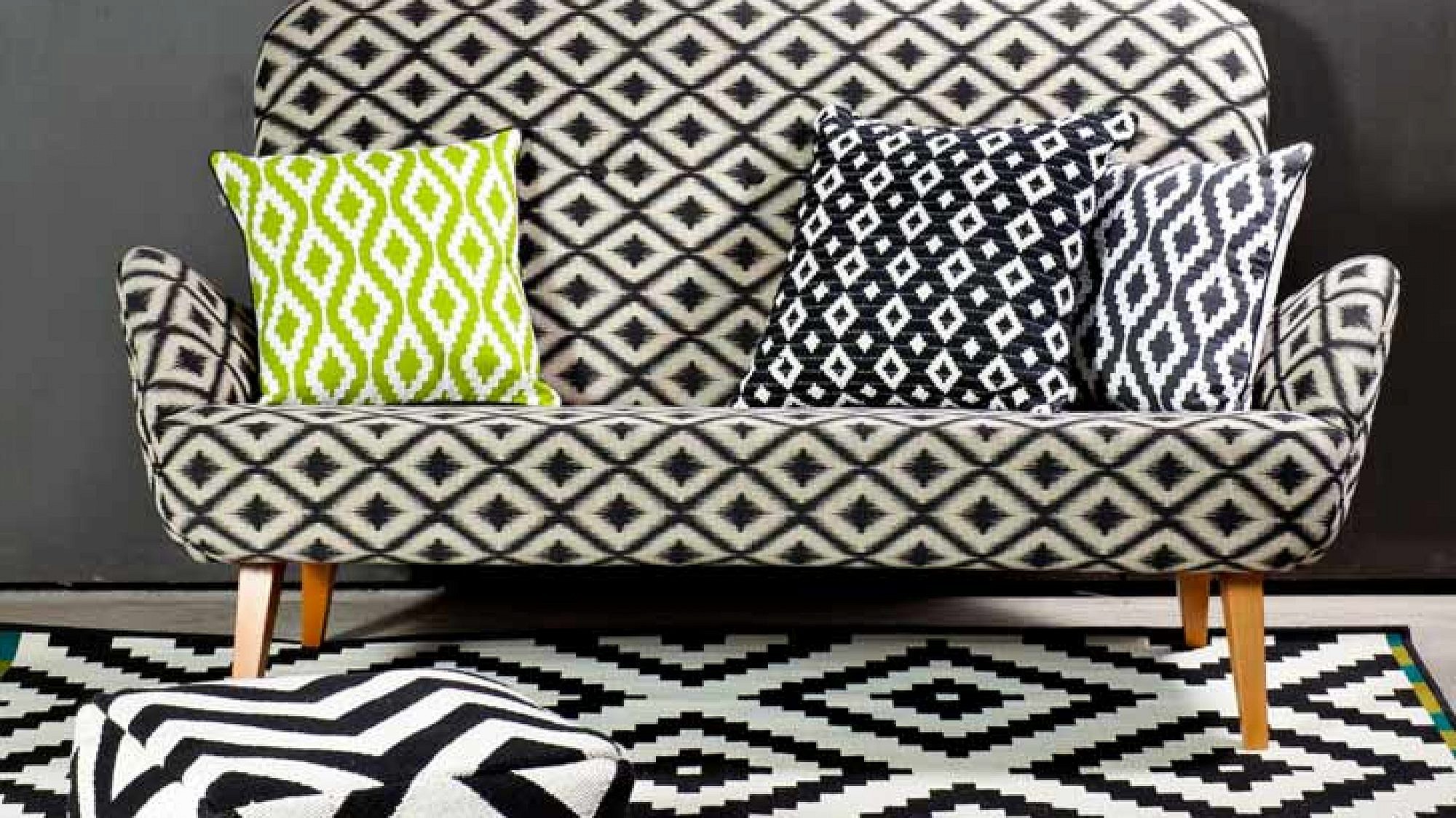 העונה עיגולים, מרובעים, משלושים, נקודות וקווים משתלטים על עולם העיצוב ומקבלים פרשנויות חדשות ומעניינות | צלם: בועז לביא העונה עיגולים, מרובעים, משלושים, נקודות וקווים משתלטים על עולם העיצוב ומקבלים פרשנויות חדשות ומעניינות | צלם: בועז לביא