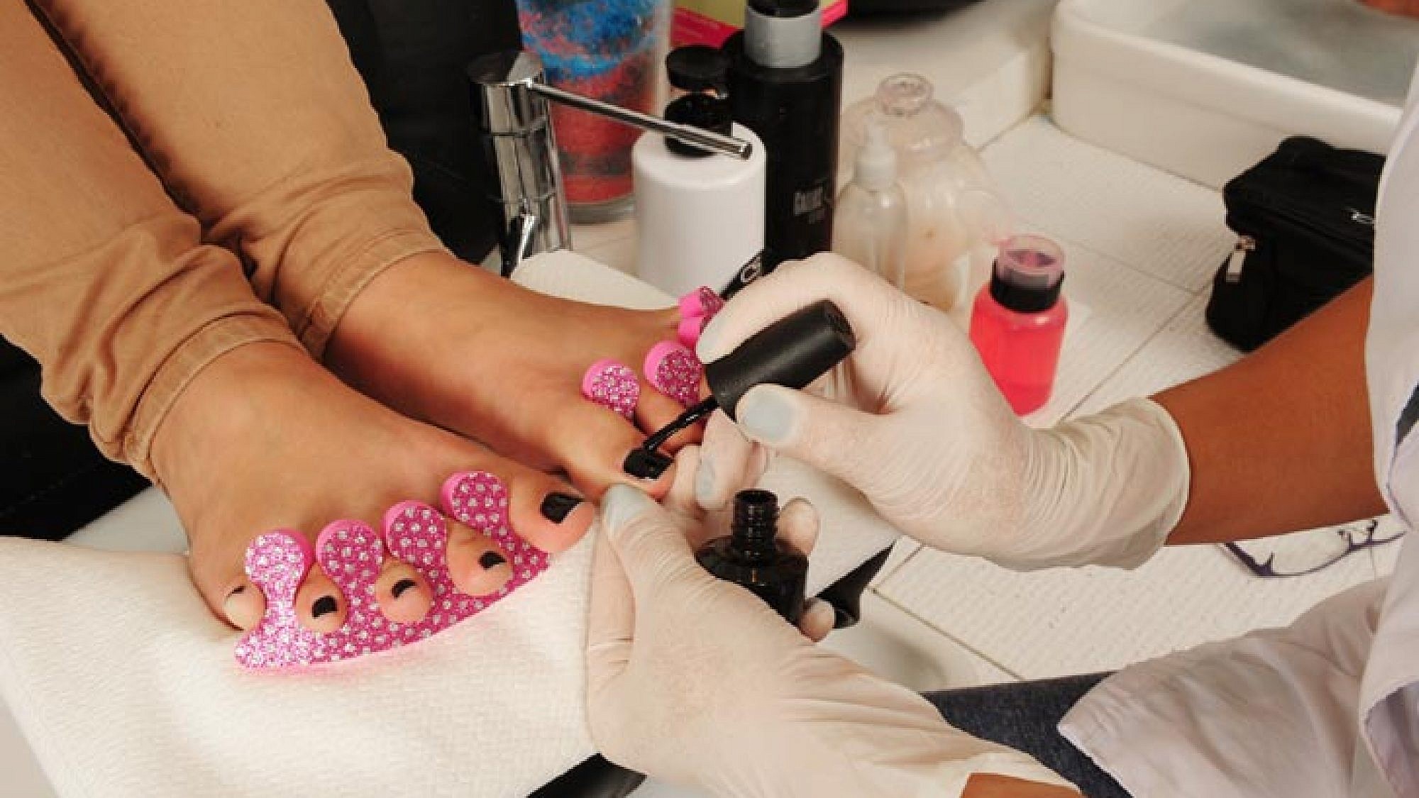 יש כמה שאלות שכדאי לשאול טרם טיפול הפדיקור | צלם: יח"צ רשת סטודיו עדי