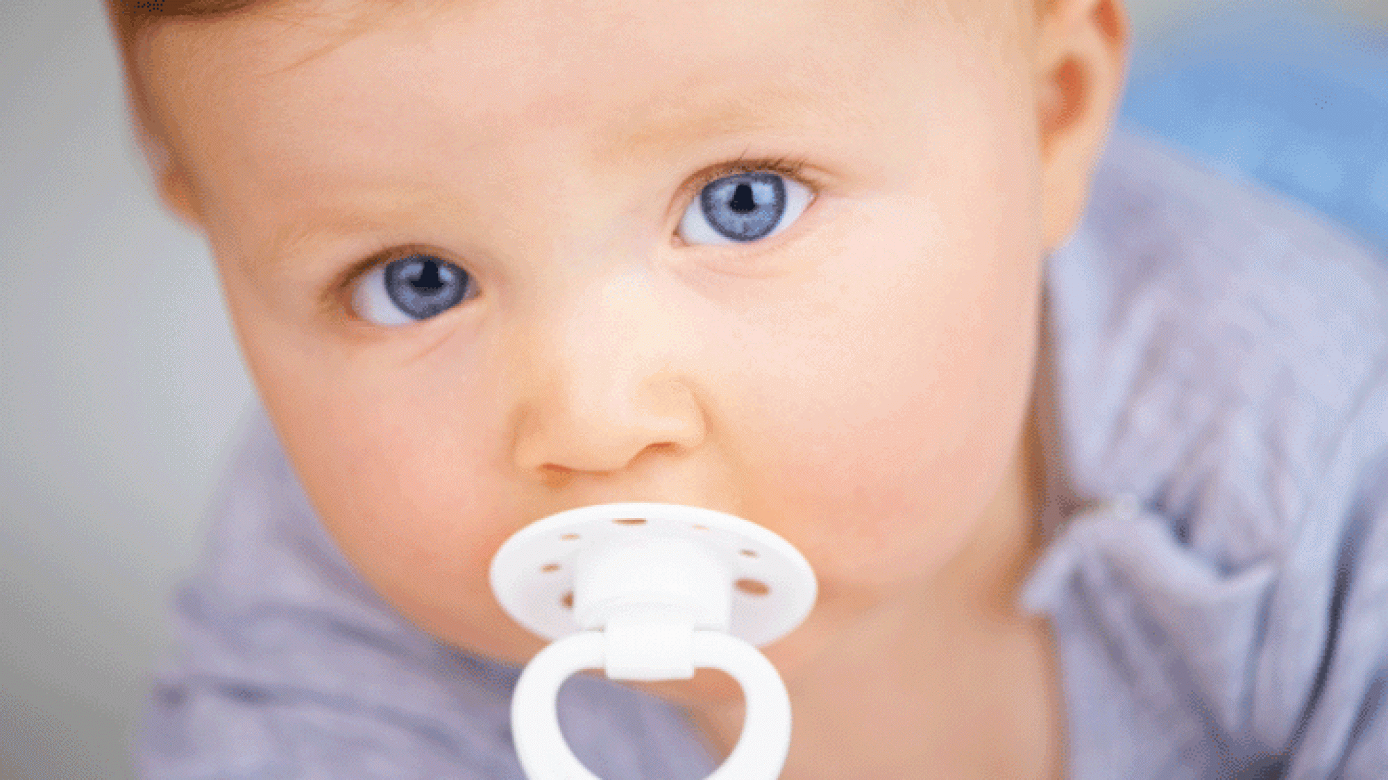 איך בוחרים מוצץ לתינוק? | צלם: shutterstock, Yuri Arcurs איך בוחרים מוצץ לתינוק? | צלם: shutterstock, Yuri Arcurs