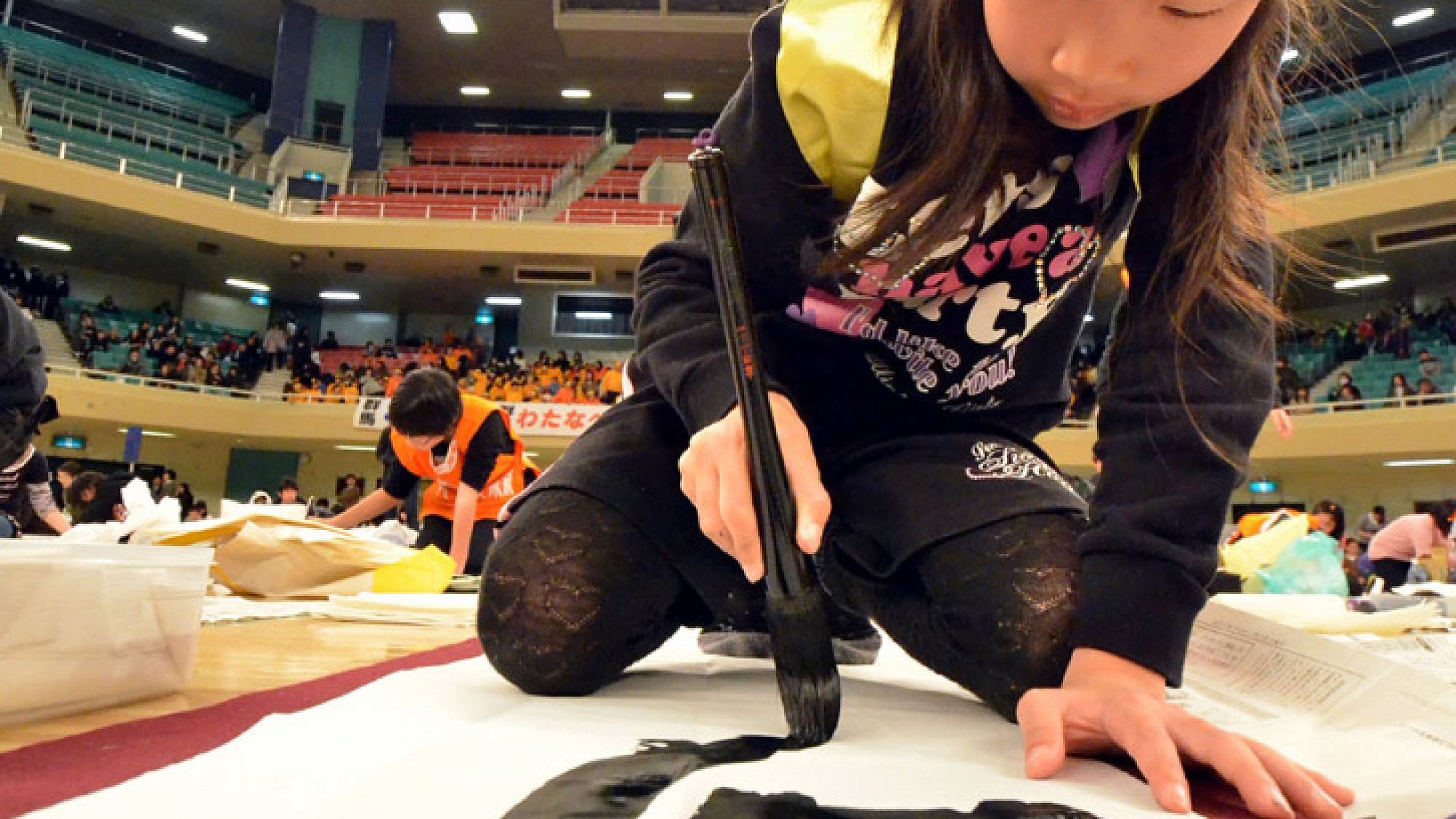 תחרות הקליגרפיה השנתית בטוקיו | צלם: אימג' בנק, מראות אימג' תחרות הקליגרפיה השנתית בטוקיו | צלם: אימג' בנק, מראות אימג'