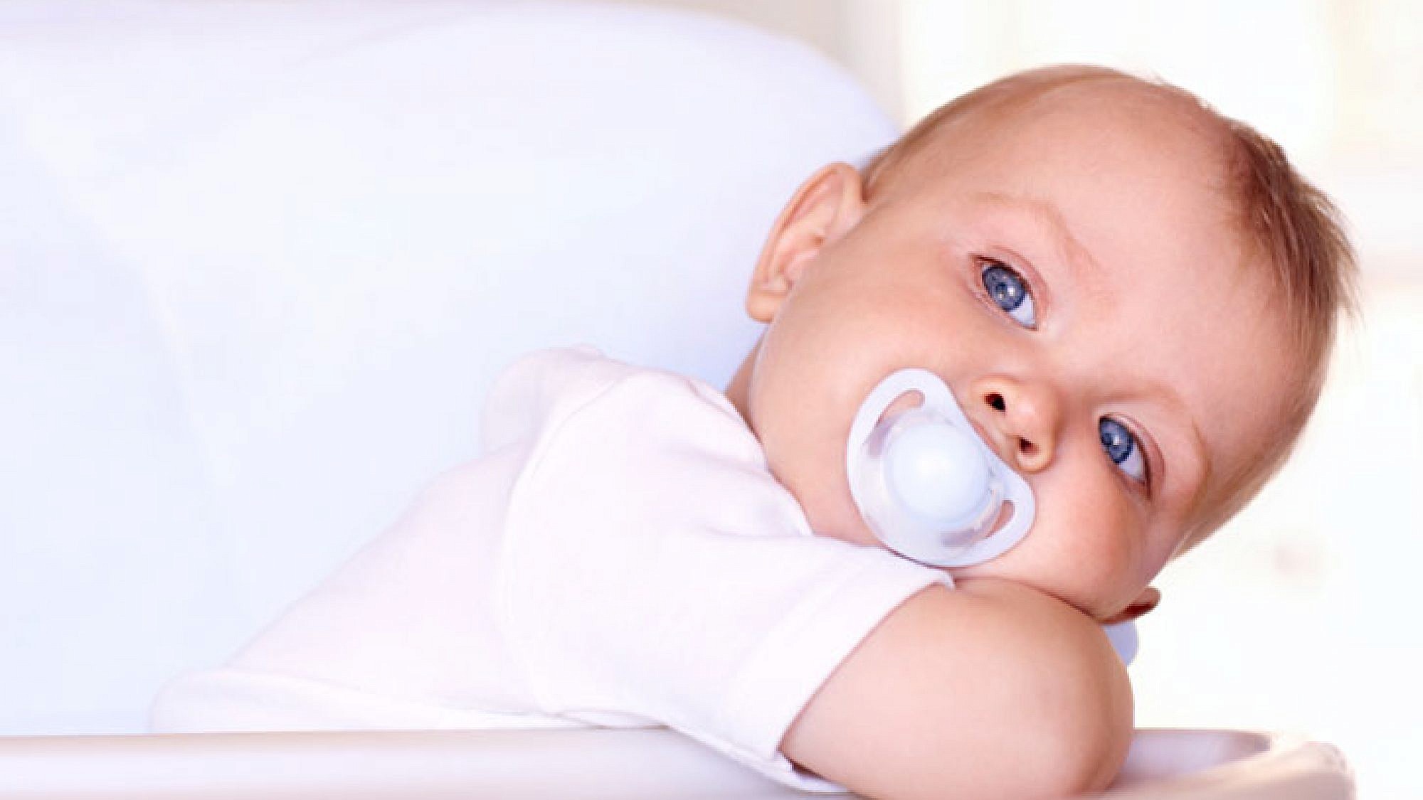 מה, הוא לא לוקח מוצץ? | צלם: Ingimage