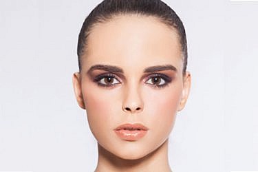 מראה איפור דרמטי-מעושן