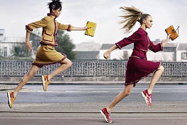 run babr run. הסניקרס החדשים של שאנל