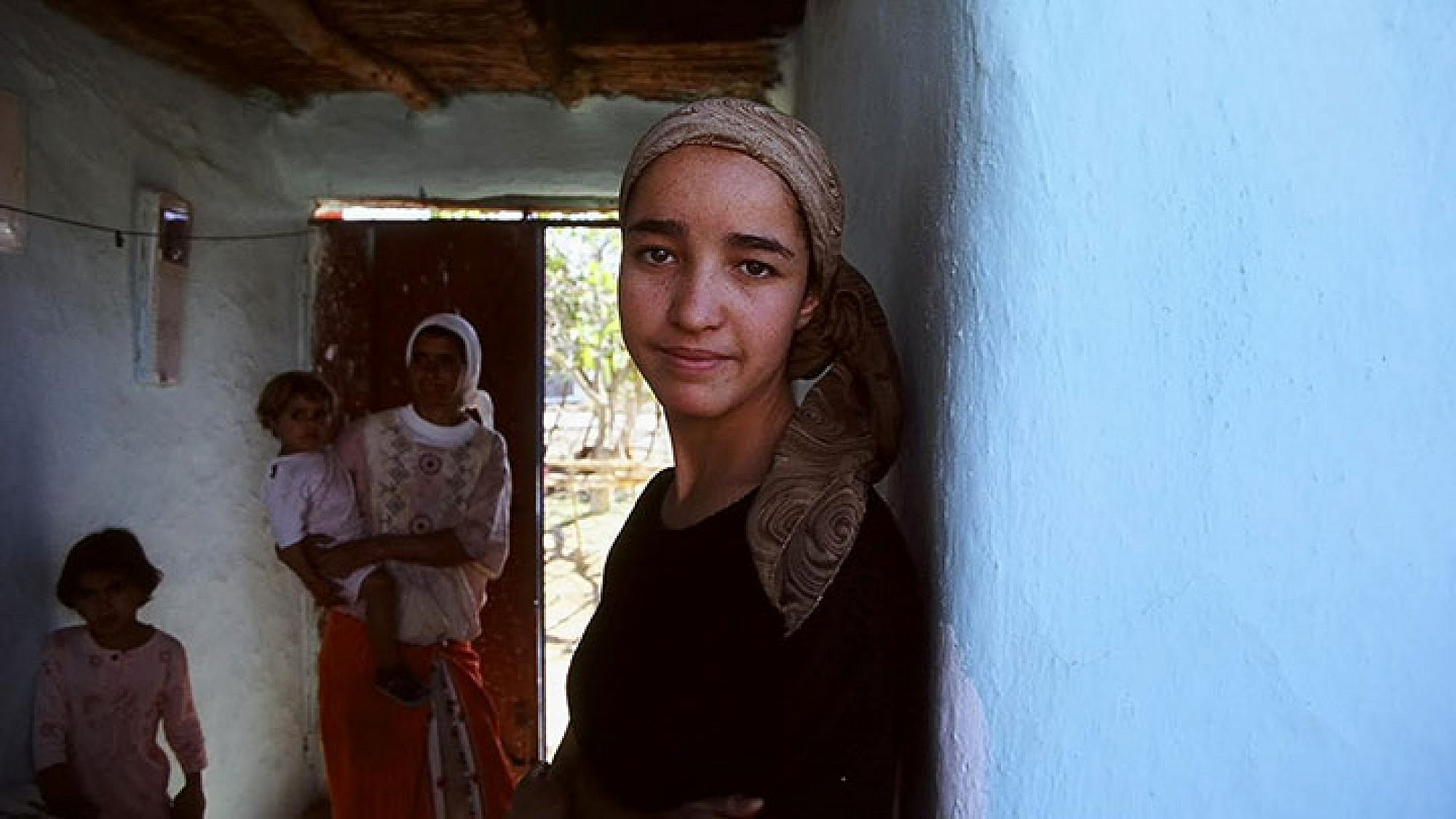 אישה צעירה באזור הרי הריף, צפון מרוקו. צילום: דוד בן-צור