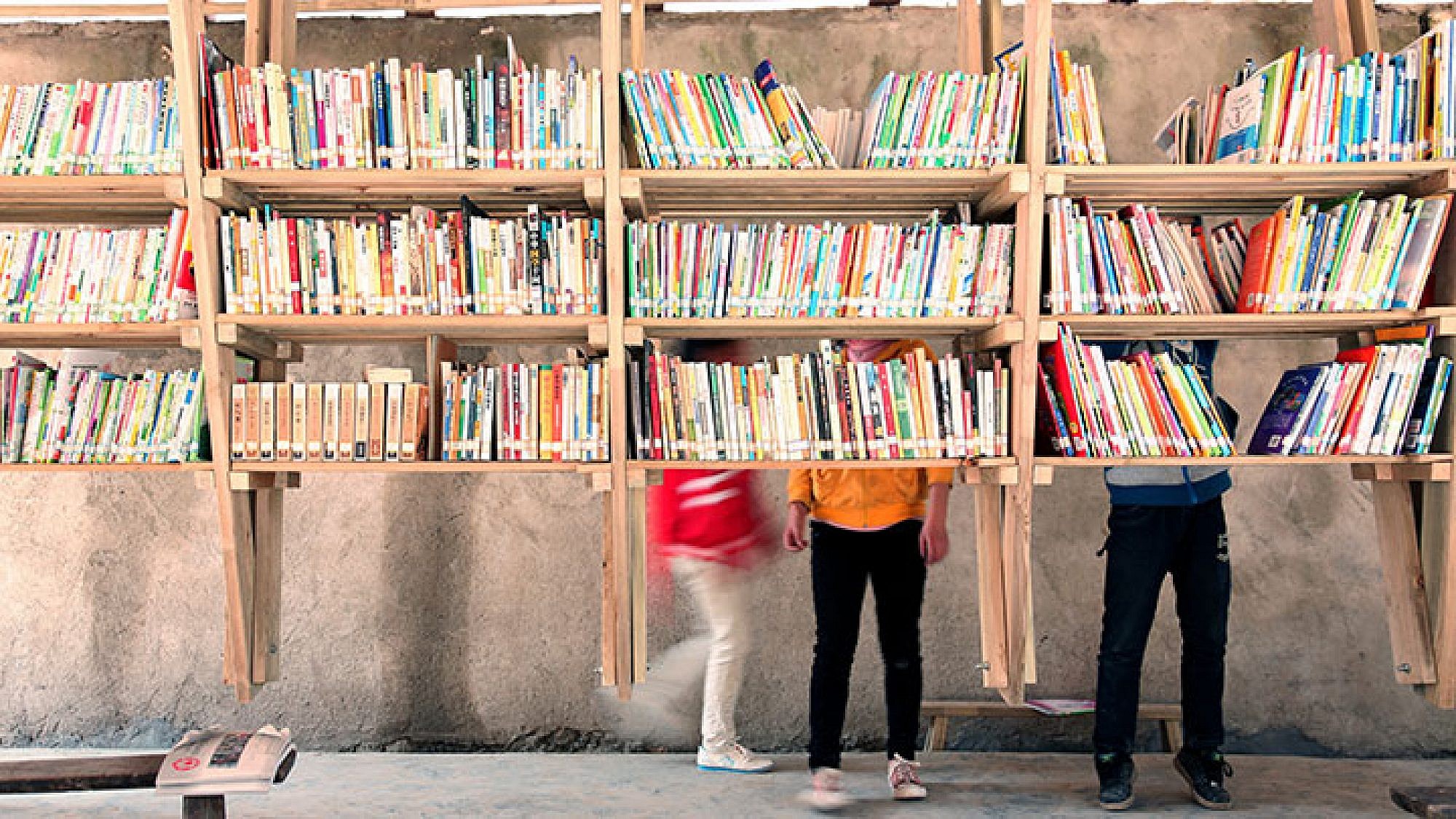ספריית ה־PINCH בכפר הסיני שאונג האשי | צילום: Ottevaere Lin