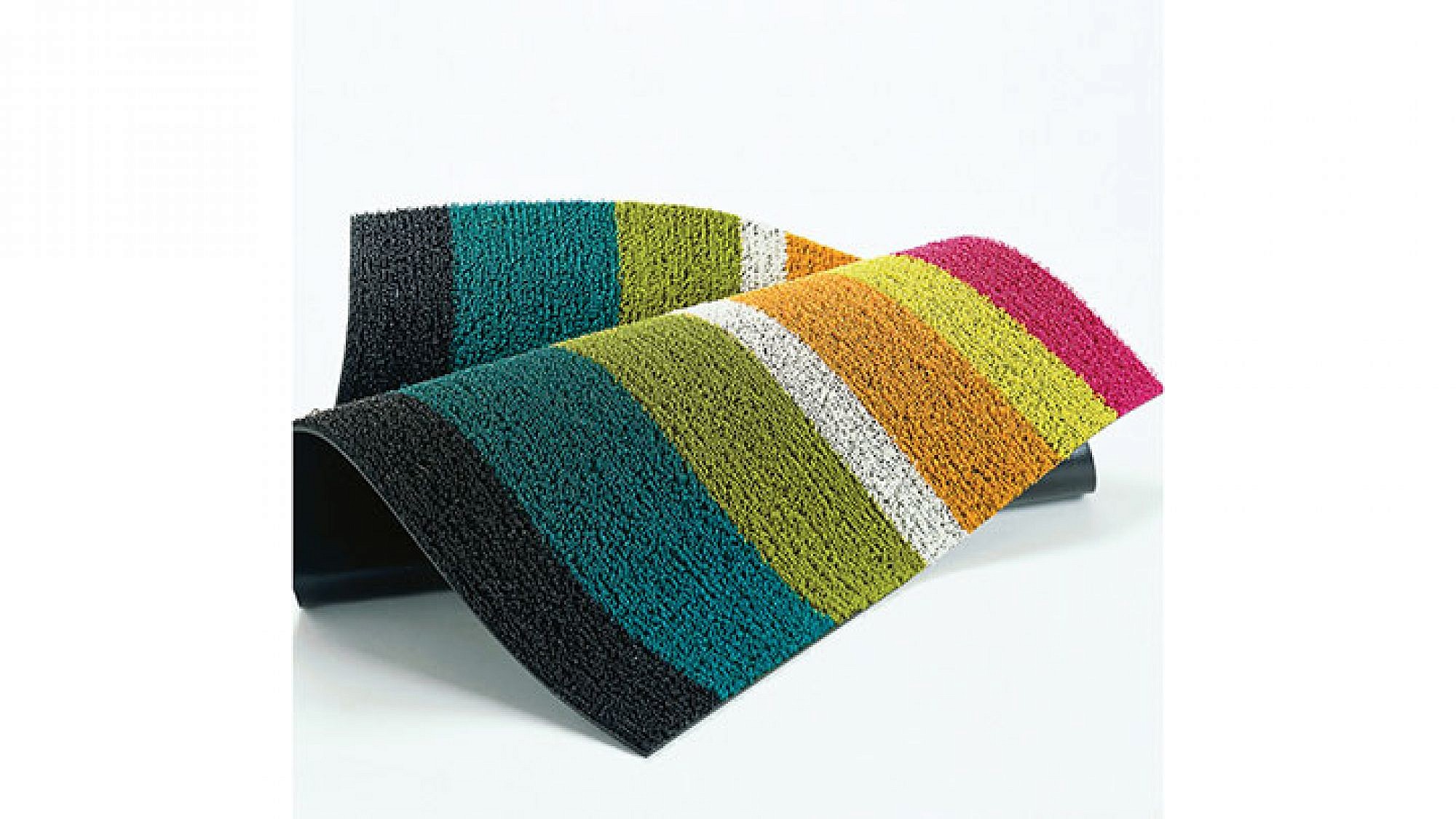 שטיח בעיצוב סנדי צ'ילוויץ, 490 שקלים. להשיג בהביטאט | צילום: יח"צ