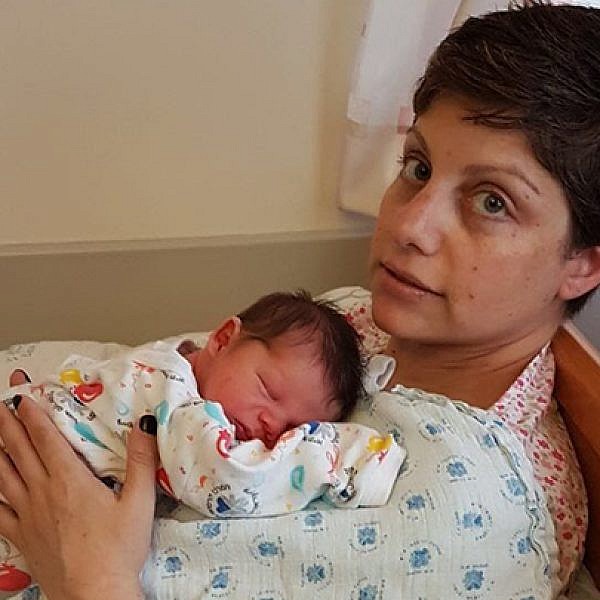 עדי אחרי השחרור מטיפול נמרץ ורועי בן שישה ימים