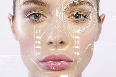 הטכנולוגיה בשירות הקוסמטיקה | צילום: Shutterstock