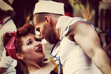 אפרת וכטל עושה רטרו | צילום: באדיבות אפרת וכטל