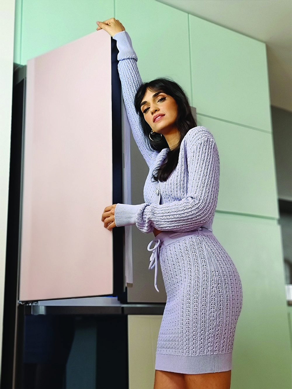 שמלת סריג: רוני קובו. צילום: עידו איז׳ק