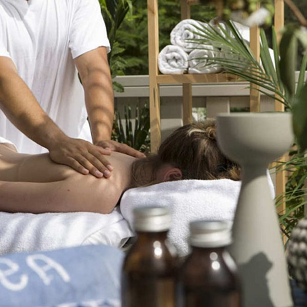 טיפול במלון Nea | צילום: יח