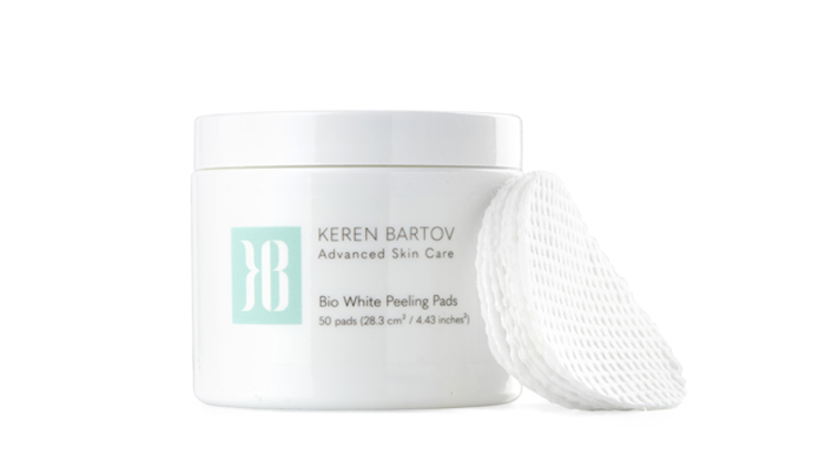 רפידות Bio White Peeling Pads של קרן בר טוב 430 ש&quot;ח | צילום: עדי גלעד