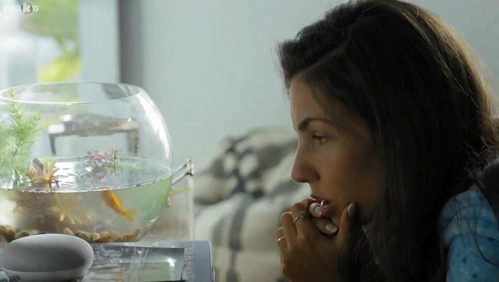 מעיין והדג המת. מטאפורה ליחסים שלה ושל עומרי? | צילום מסך מ"חתונה ממבט ראשון"