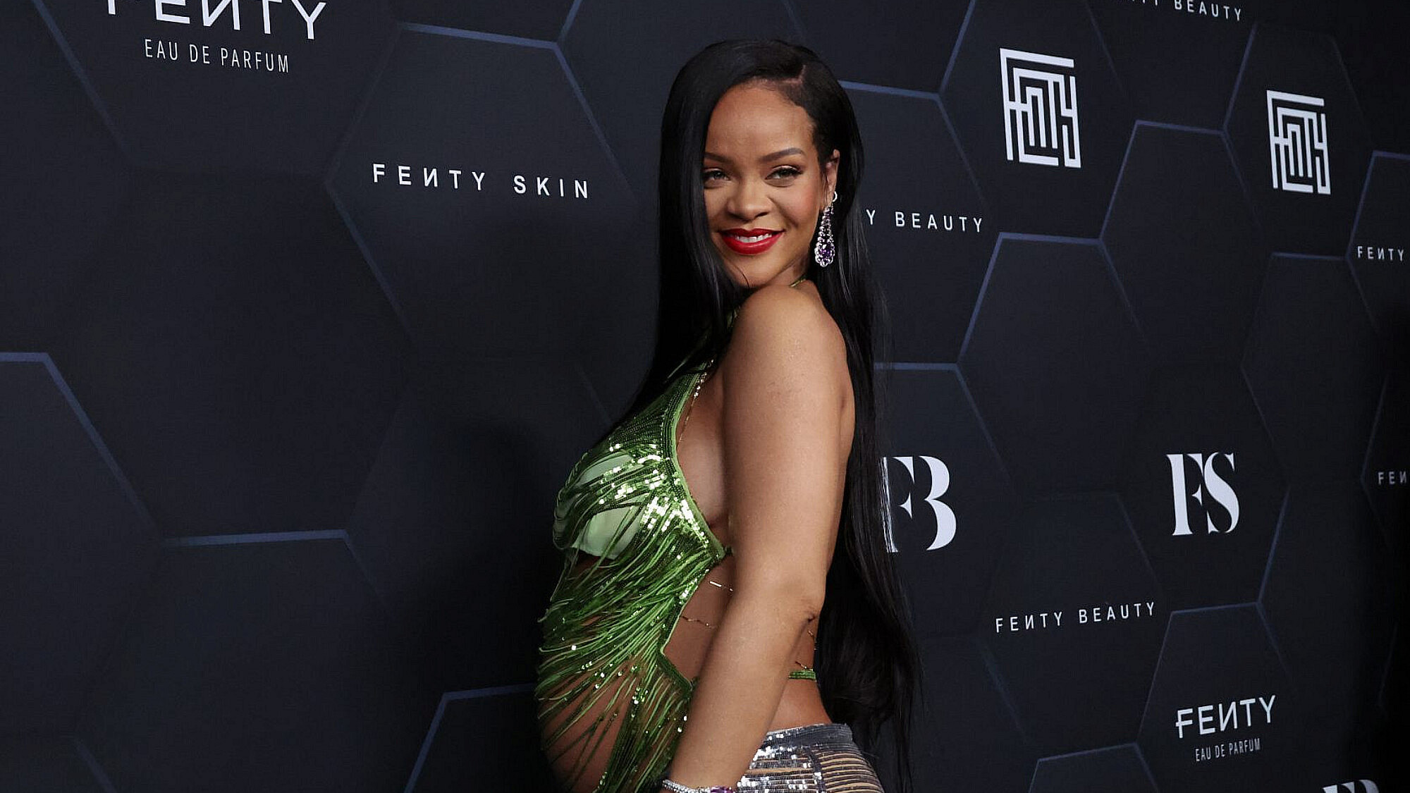 ריהאנה באירוע השקה של מותג הטיפוח שלה "פנטי" | צילום: Mike Coppola/Getty Images