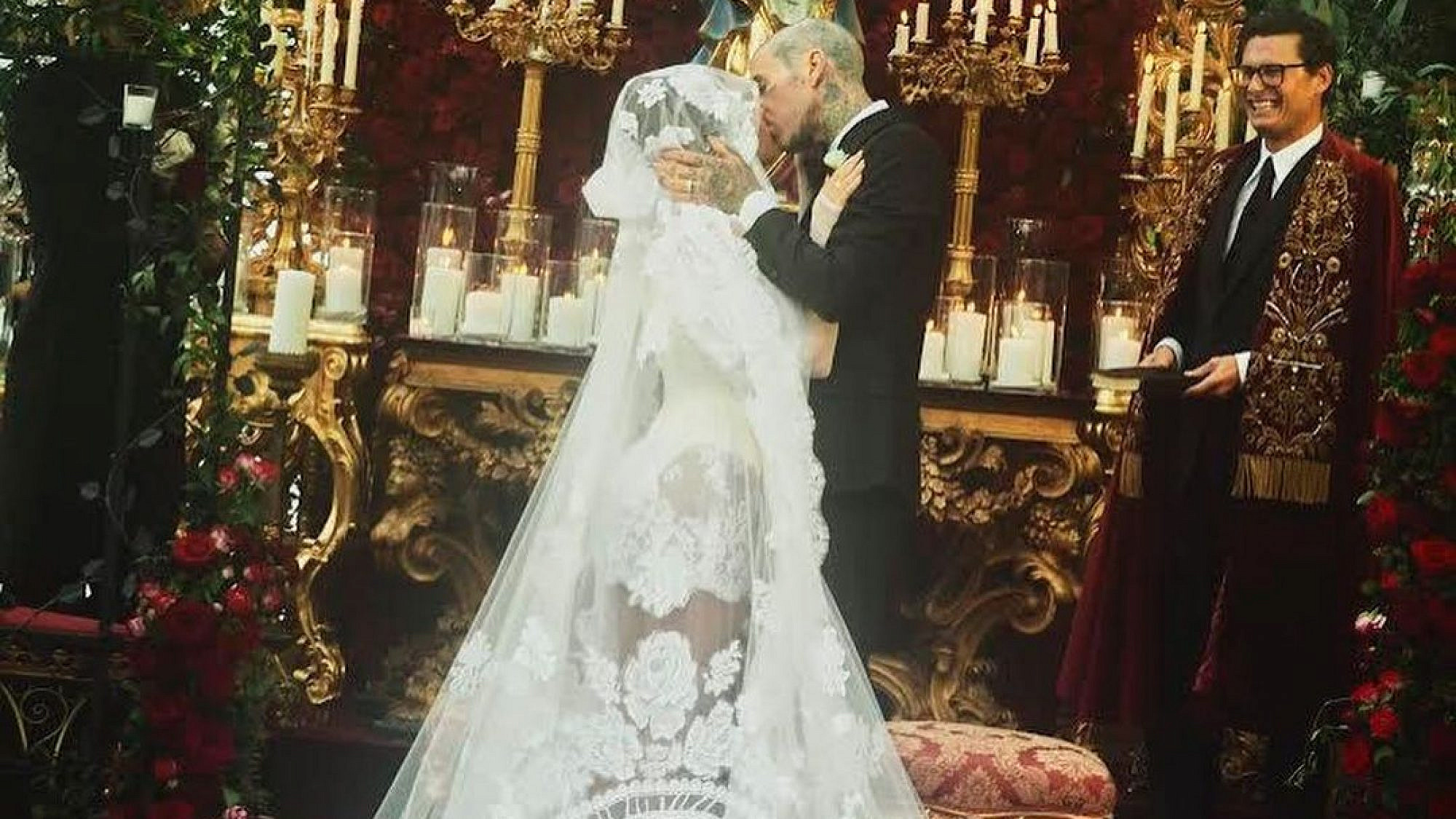 קורטני וטראוויס בחתונה | צילום: אינסטגרם kourtneykardash@
