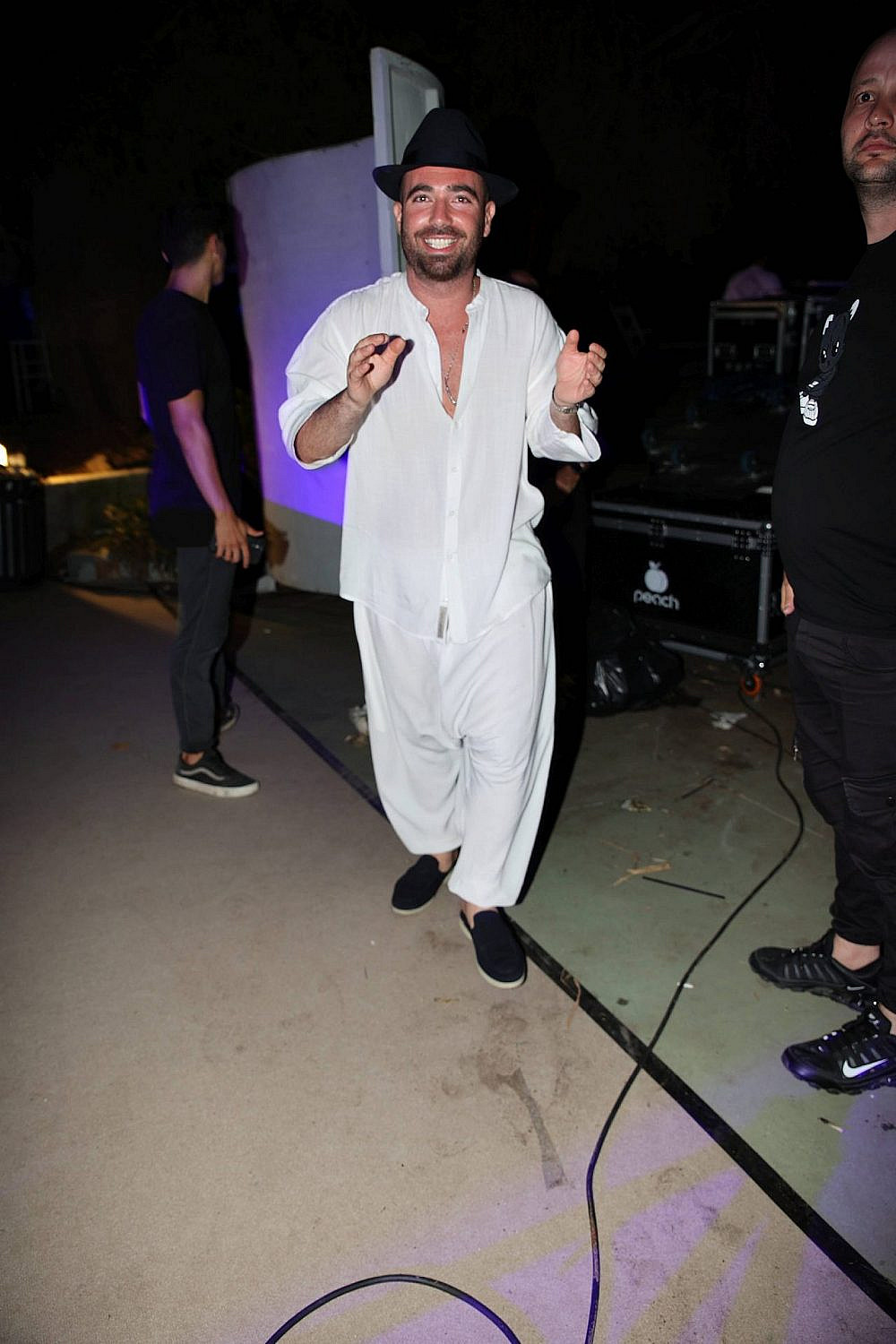 עומר אדם בחגיגות יום הולדתם של זאביק דרור וטל שרף | צילום: אור גפן