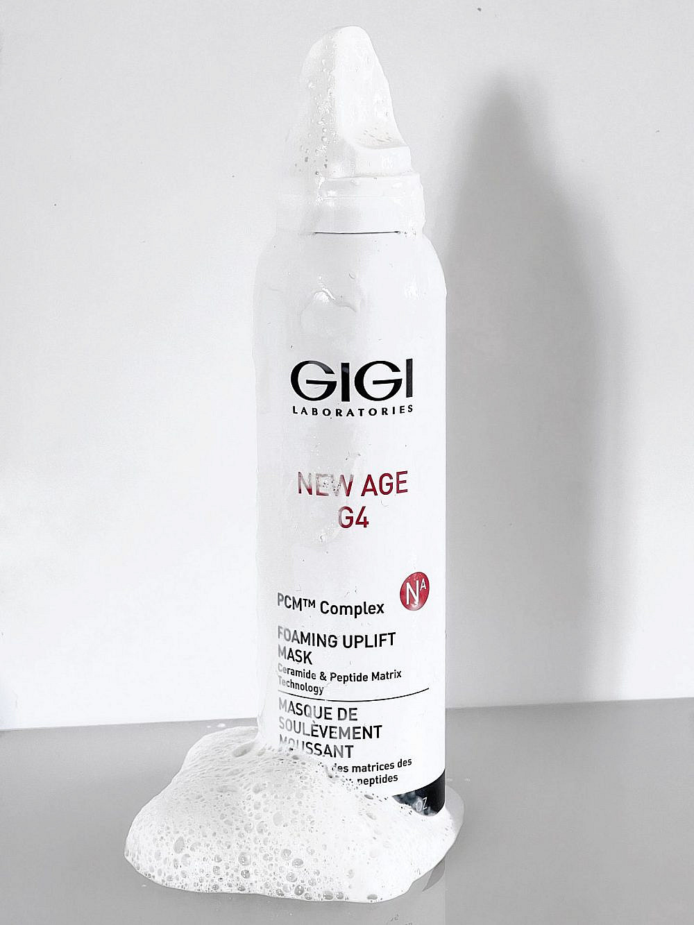 מסכת מוס עם אפקט LIFTING מסדרת NEW AGE G4 של מעבדות GIGI | צילום: סשה דובינסקי