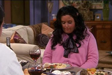 כולנו מפחדים להשמין | מוניקה בגרסה השמנה, צילום מסך מתוך "חברים", NBC
