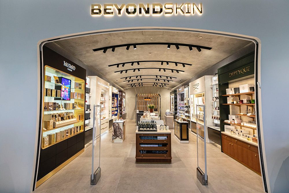 ביונד סקין בקניון רמת אביב | צילום: לנס הפקות