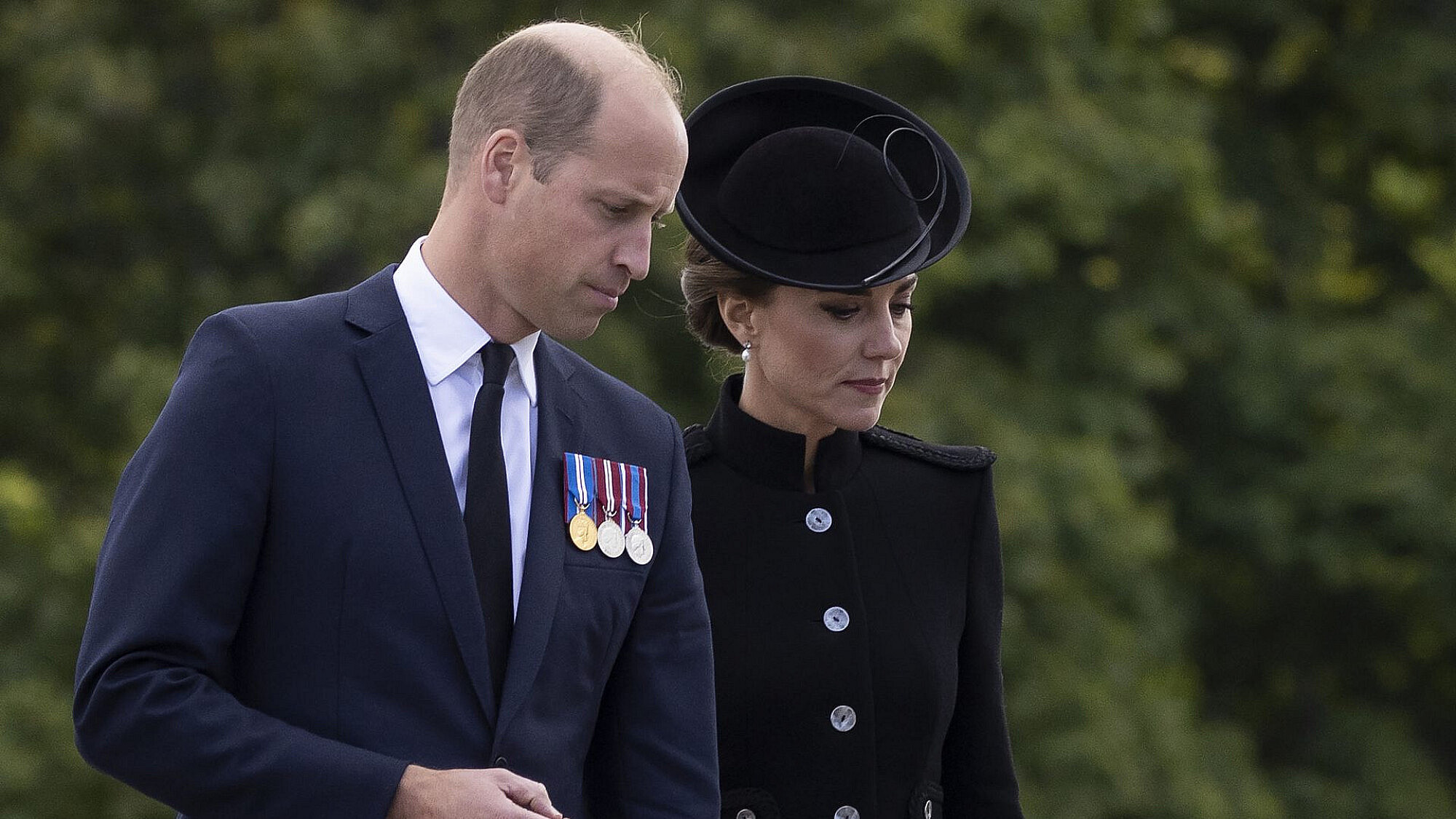הנסיך וויליאם והנסיכה מוויילס קייט מידלטון בהכנות להלוויית המלכה אליזבת | צילום: Dan Kitwood/Getty Images