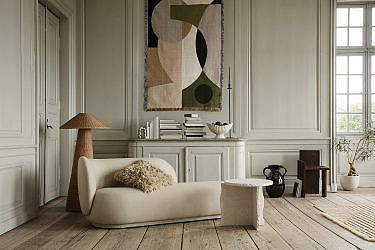 טולמנדס דוט, קולקציה של FERM LIVING כסא מאבן מינרלית החל מ 2200 ש"ח, ספה 14136 ש"ח | צילום: יח"צ
