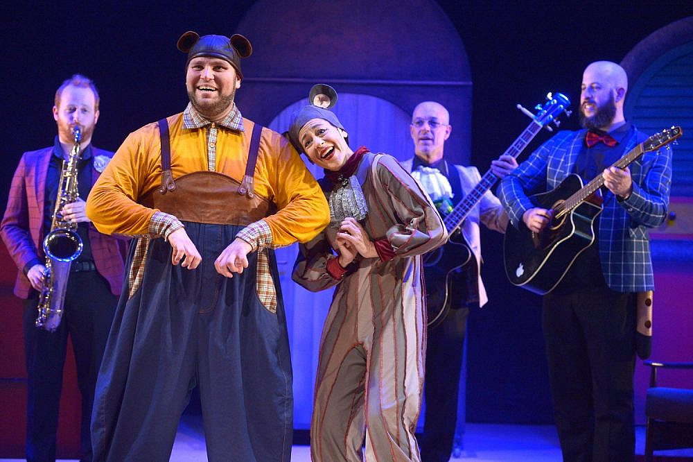 אורח בא לדב, מדיטק | צילום: יוסי צבקר