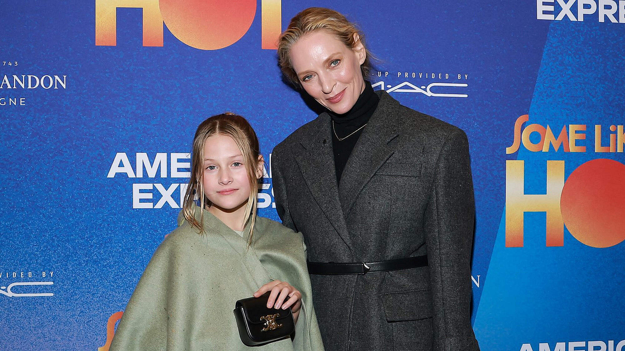 אומה תורמן ובתה לונה בת ה-10 | צילום: Jason Mendez/Getty Images