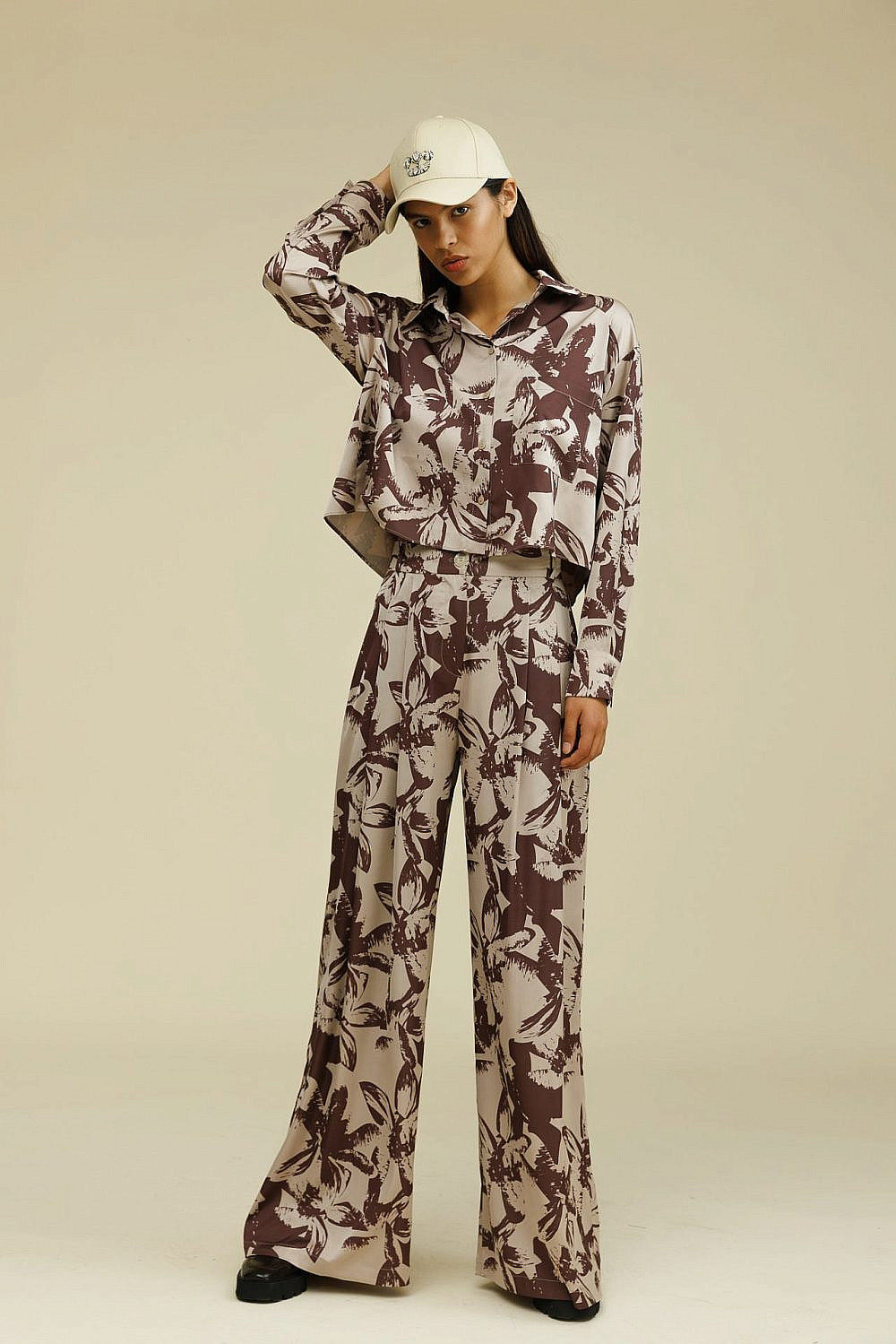 משכית. חולצה 699 ש&quot;ח, מכנסיים 699 ש&quot;ח | צילום: שי הנסב