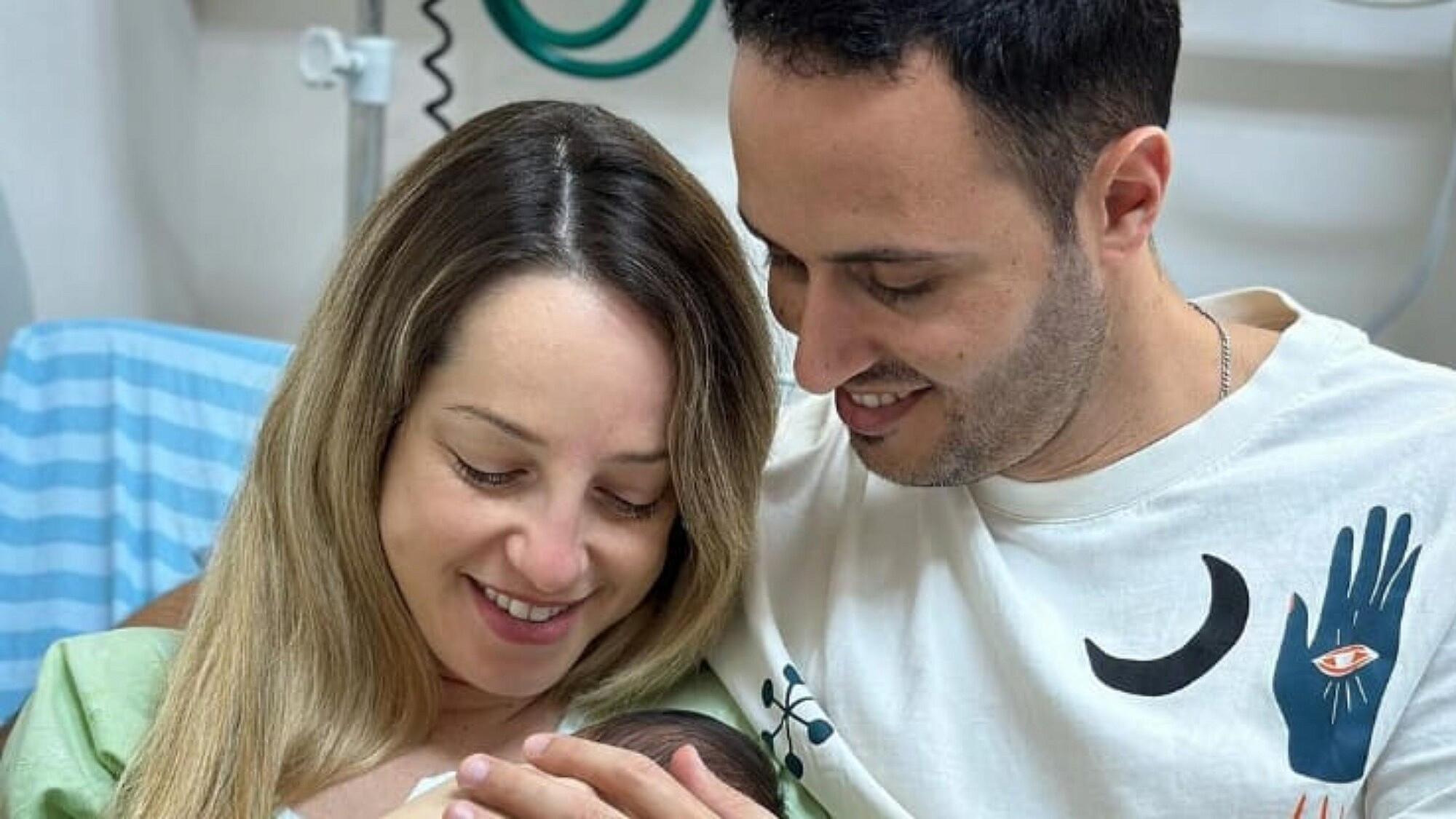 קטיה וליאור מחתונמי עם בתם | צילום: אינסטגרם katia.ave@