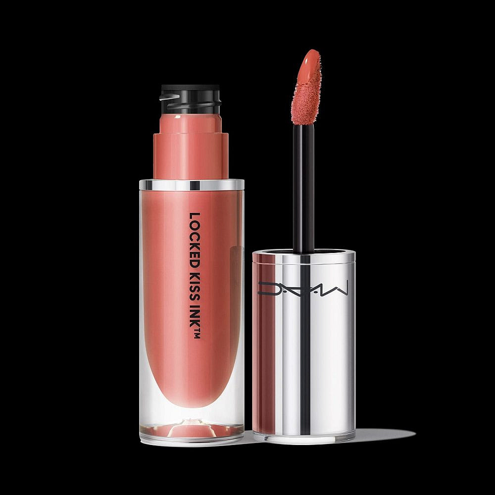 שפתון Locked Kiss Ink™ Lipcolour של מאק. 140 ש"ח | צילום: יח"צ