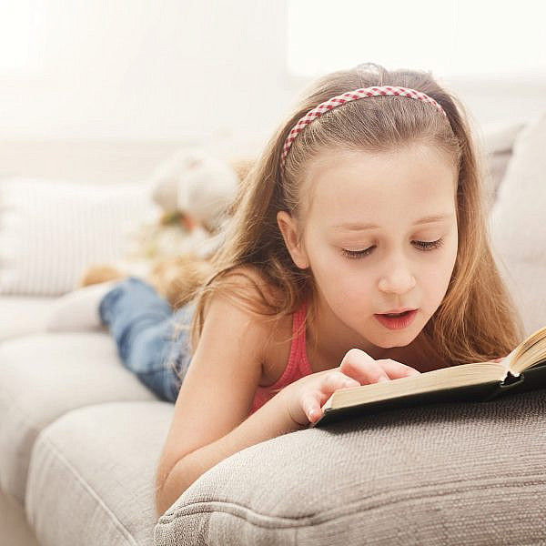 איך לגרום לילדים לקרוא ספרים | צילום: GettyImages