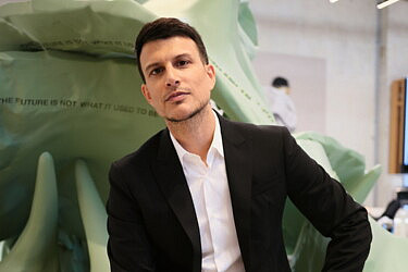 חרדה קז'ואלית. אסי עזר | צילום: דין בן דרור