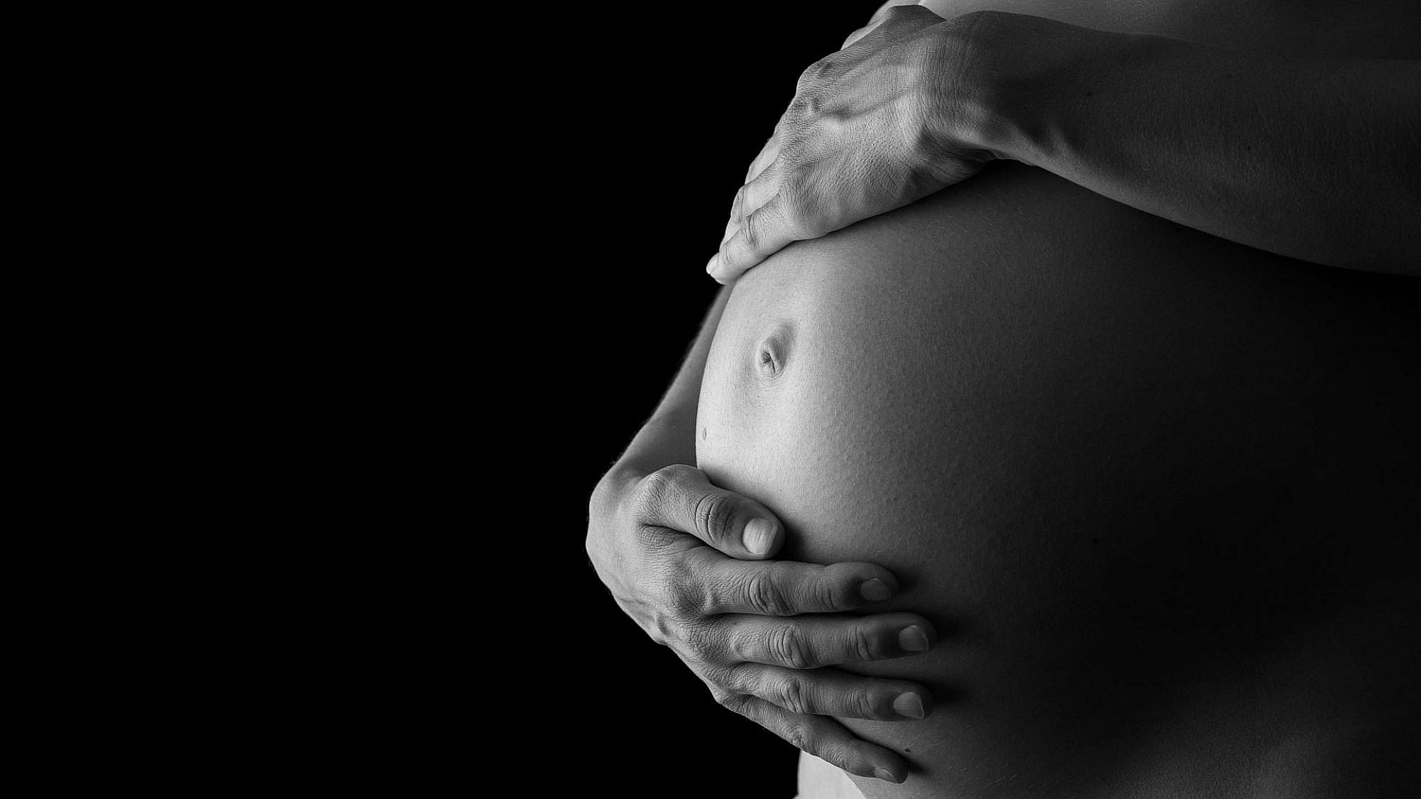 צעירה בהיריון מתקדם והעובר שלה נרצחו | צילום אילוסטרציה: Shutterstock