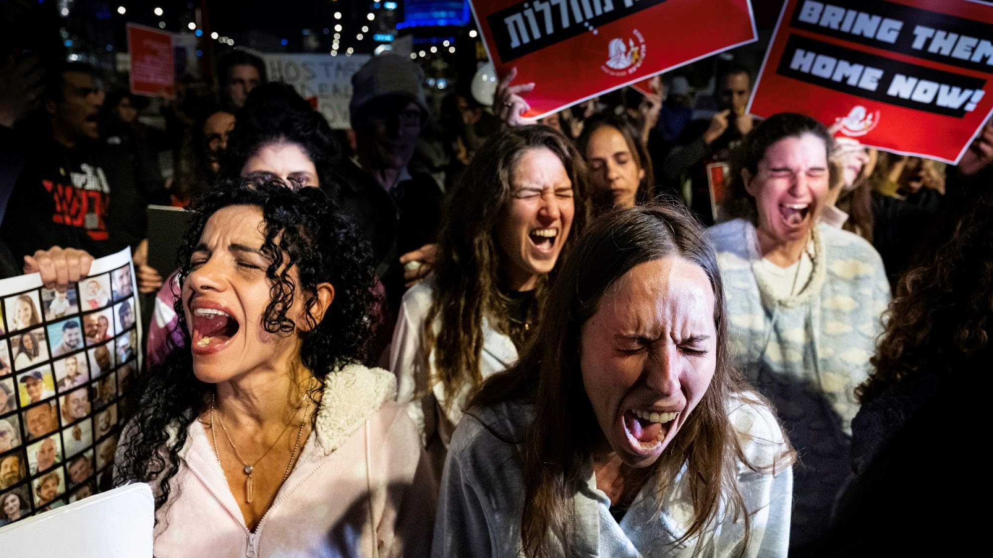 לראות, לבכות ולא להאמין שעברו שמונה חודשים. תערוכת צילום למען השבת החטופות והחטופים | צילום: דפנה יושע לראות, לבכות ולא להאמין שעברו שמונה חודשים. תערוכת צילום למען השבת החטופות והחטופים | צילום: דפנה יושע