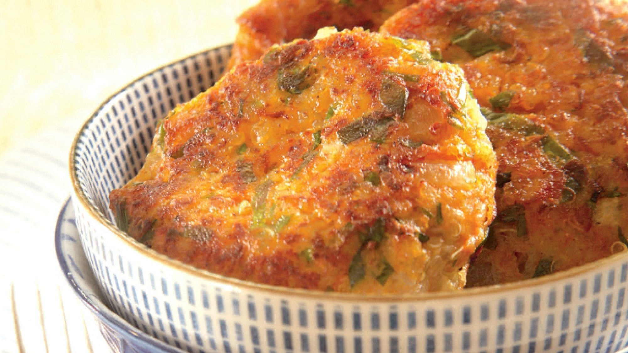 לביבות דלעת וקינואה | צילום: דניאל לילה, סגנון: דלית רוסו