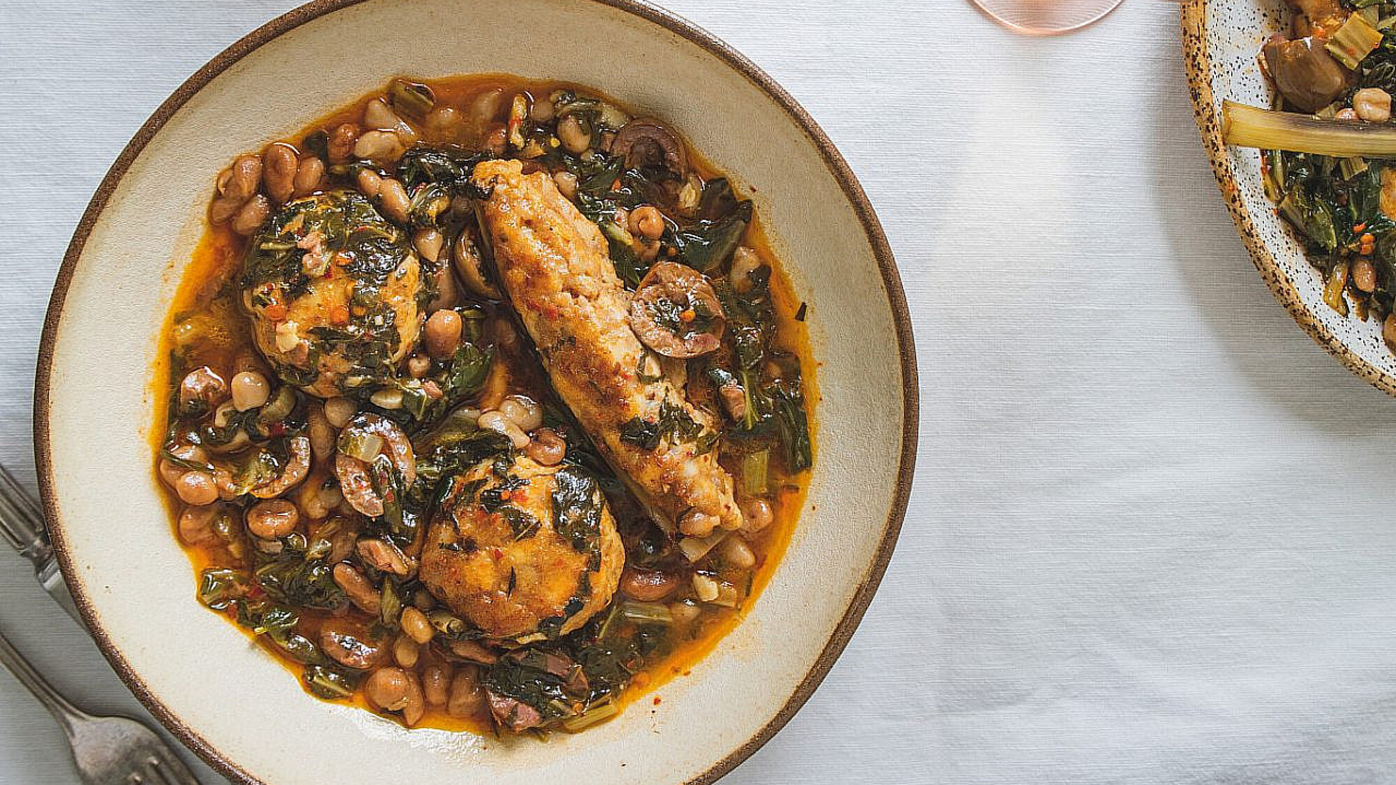 תבשיל מנגולד וקציצות דג של רינת צדוק | צילום: שני בריל