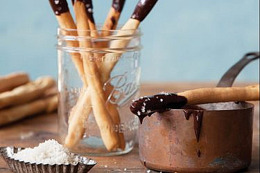 גרסיני שוקולד של אנה שפירו | צילום: דן לב, סגנון: אוריה גבע