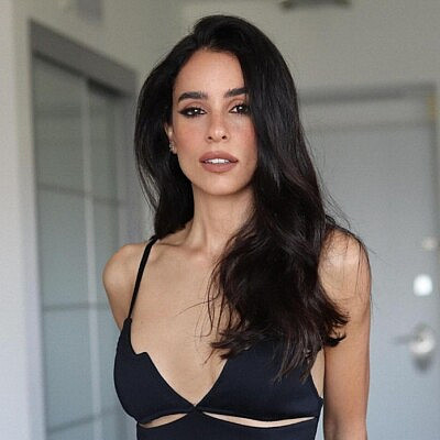 משיקה בנשיקה. אורטל עמר | צילום: אינסטגרם ortal_amar@