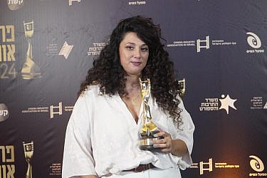 "שי-לי עטרי הפכה לסמל של נשים ששומרות על החירות שלהן". שי לי עטרי בטקס פרסי אופיר | צילום: באדיבות האקדמיה לקולנוע וטלוויזיה