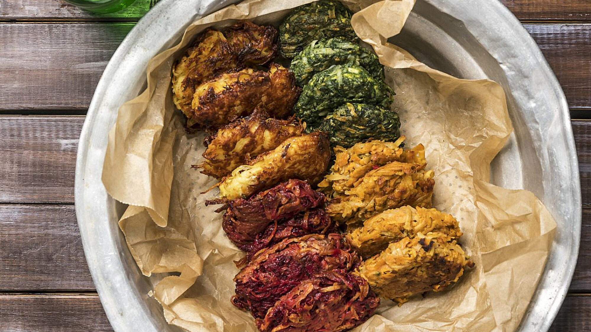 תערובת לביבות ססגוניות של פאולין שובל | צילום: איל גרניט