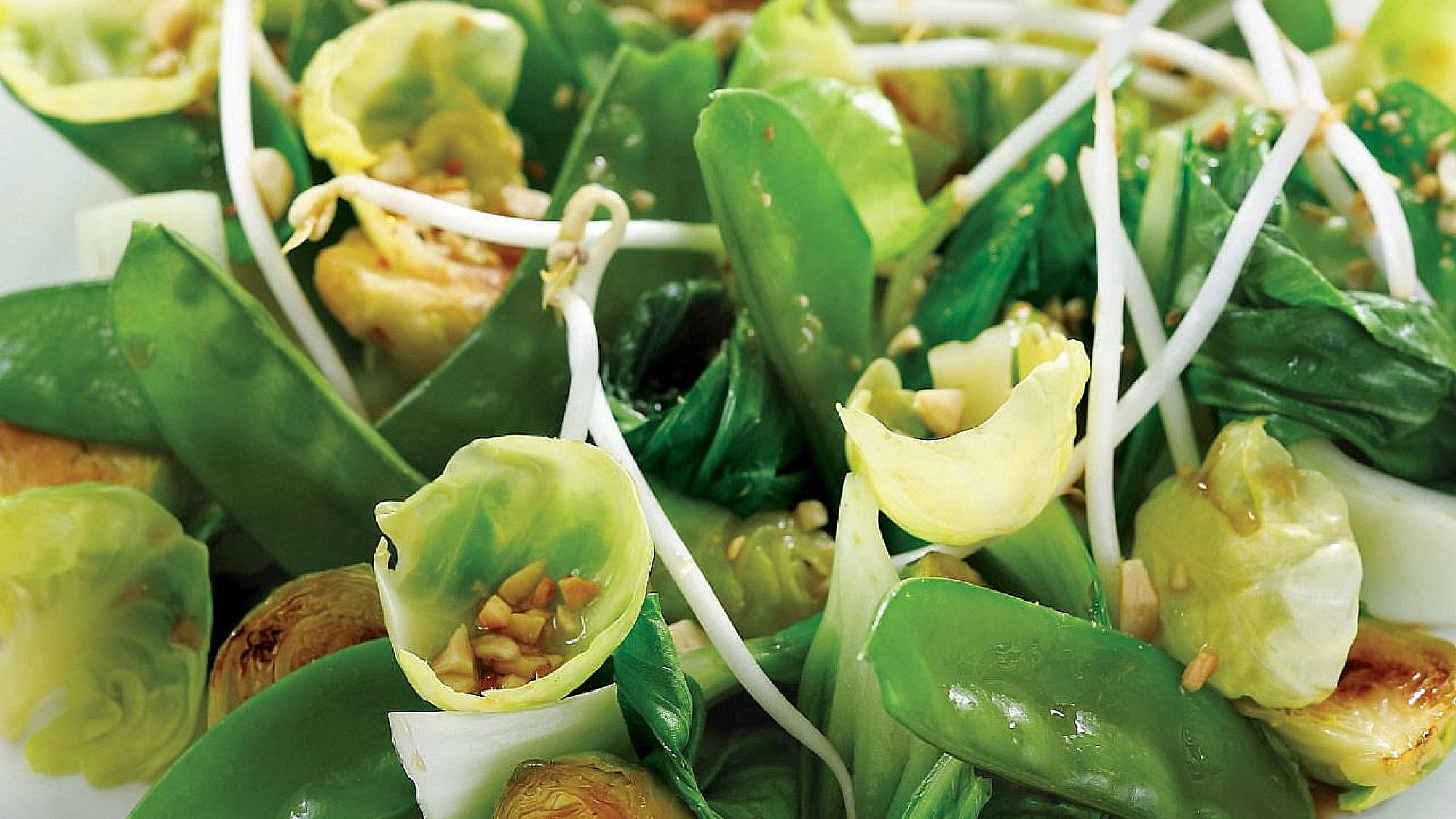 קדרת ירקות ירוקים של יוסי שטרית | צילום: דן פרץ, סטיילינג: עמית פרבר