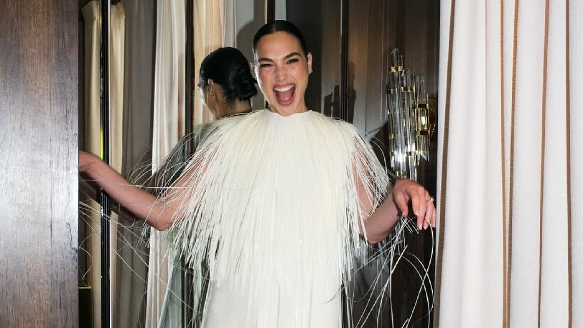 גל גדות מקבלת כוכב בהוליווד | צילום: אינסטגרם gal_gadot@ גל גדות מקבלת כוכב בהוליווד | צילום: אינסטגרם gal_gadot@