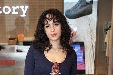 מעניקה לשיר את קולה המפלח, נועם קליינשטיין | צילום: אור גפן