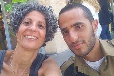 החייל החטוף נמרוד כהן ואמו ויקי כהן | צילום: באדיבות המשפחה