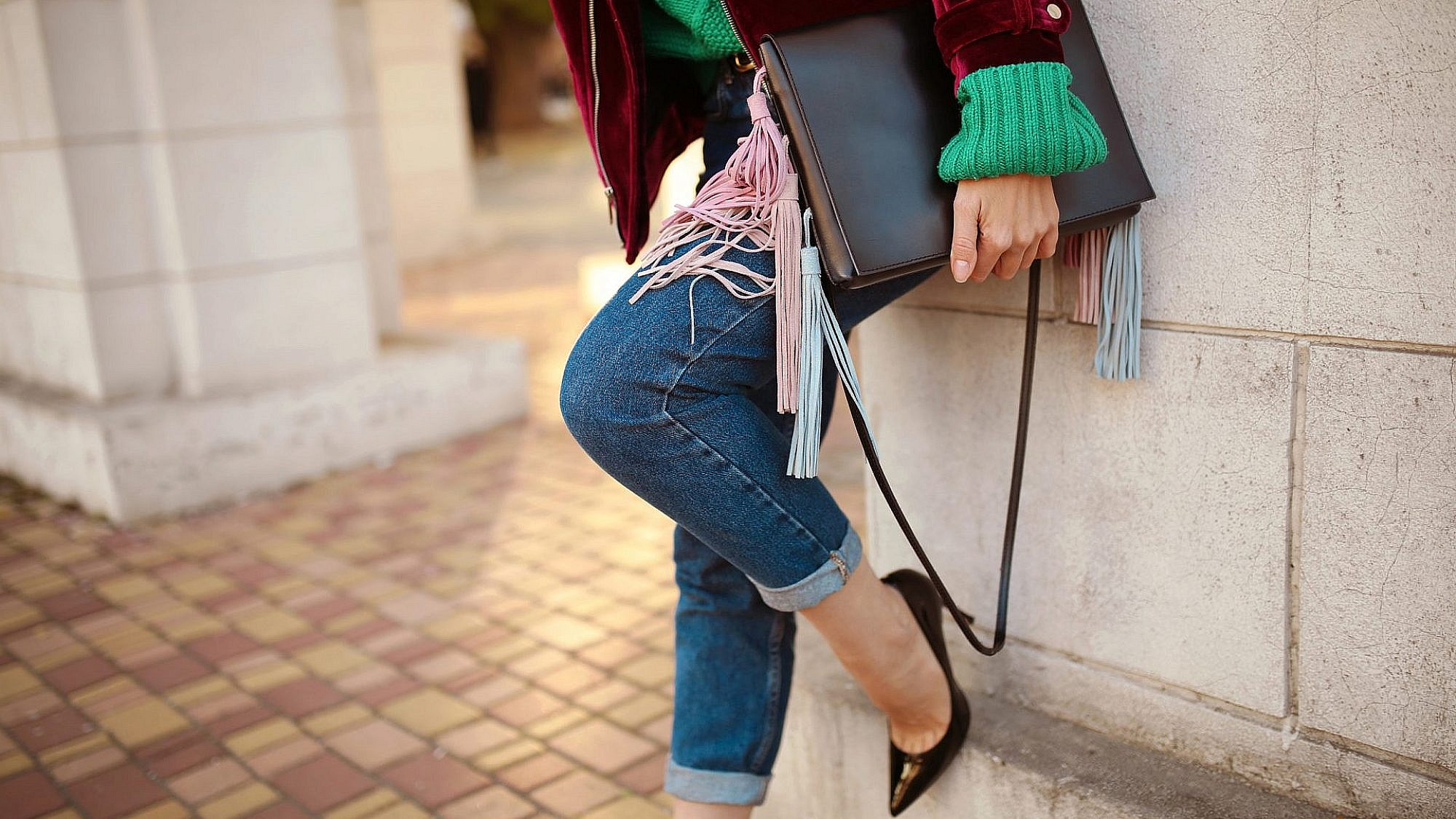 הכירו את טרנד ה־cuffed jeans המוגזם | צילום: freepik