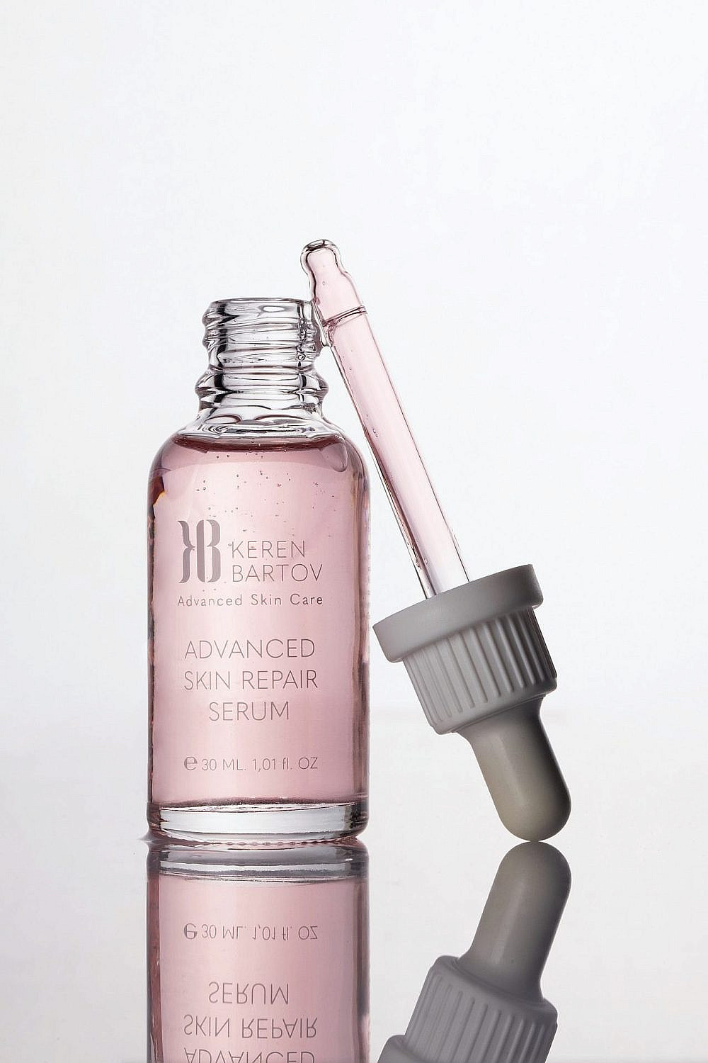 סרום Advanced Skin Repair של קרן ברטוב. 540 ש&quot;ח ל-30 מ&quot;ל | צילום: מיכאל טופיול