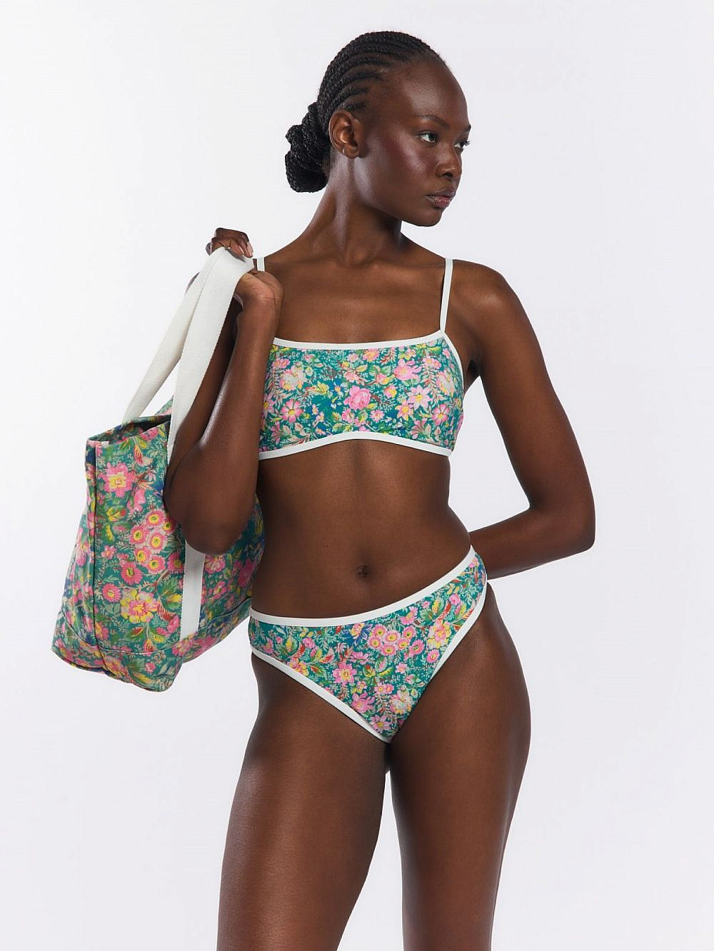 Panta Rei. טופ 99.90 ש"ח, חלק תחתון 99.90 ש"ח | צילום: אור דנון