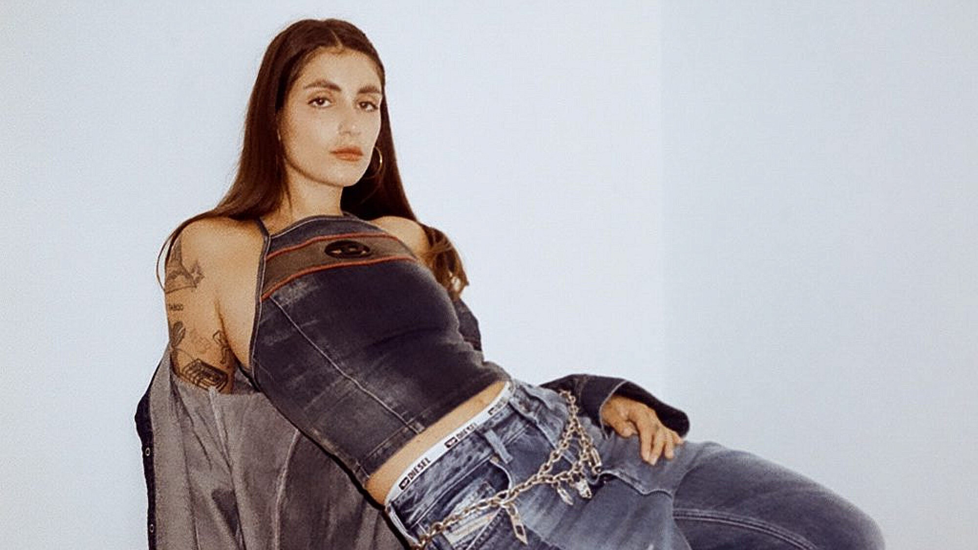 שרה קורי ל- Diesel | צילום: יח"צ